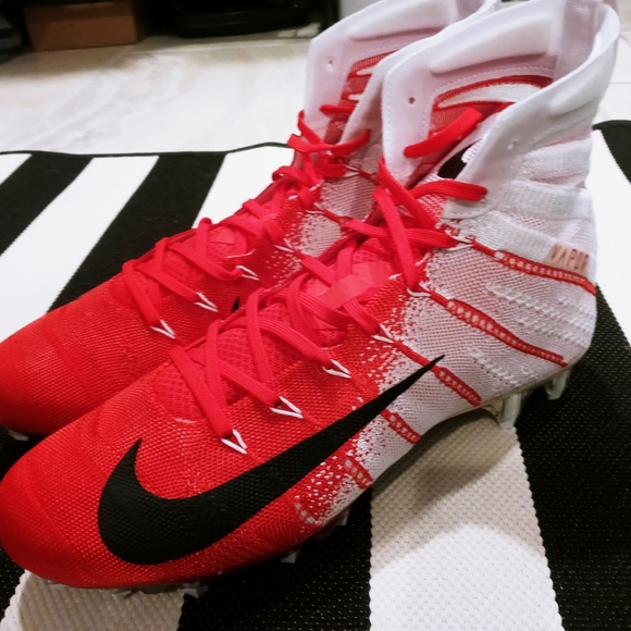 Mens Nike Untouchable 3 Football Cleats size 11.5 - Picture 1 of 8